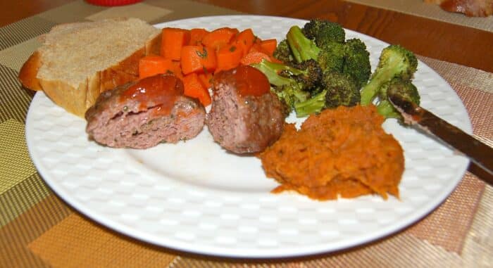 Moroccan Lamb Burgers recipe