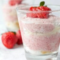 Close Up No-Bake Strawberry Mousse Parfaits