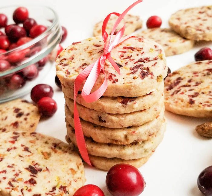 Ginger Cranberry Pistachio Shortbread Cookies @ Beautiful Eats & Things